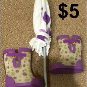 American Girl rain set